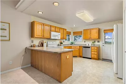 1749 Goldenvue Dr, Johnstown, CO 80534 - Photo 7