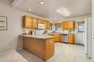 1749 Goldenvue Dr, Johnstown, CO 80534 - Photo 7