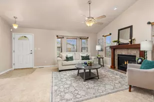 1749 Goldenvue Dr, Johnstown, CO 80534 - Photo 5