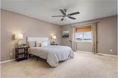 1749 Goldenvue Dr, Johnstown, CO 80534 - Photo 11