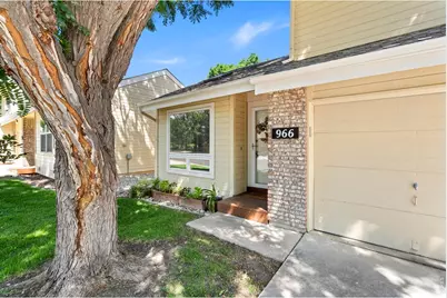 966 Shire Ct, Fort Collins, CO 80526 - Photo 3