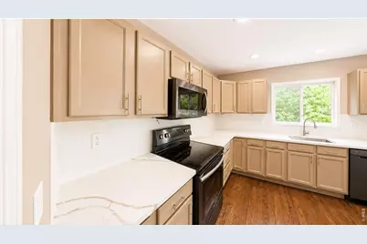 2123 E 100th Pl, Thornton, CO 80229 - Photo 17