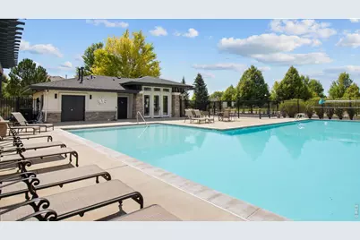 1744 Montgomery Cir, Longmont, CO 80504 - Photo 45