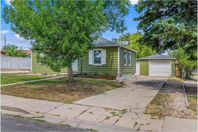 2443 Mountain View Dr, Loveland, CO 80538 - Photo 3