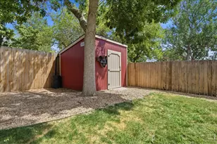 406 Iowa Ave, Berthoud, CO 80513 - Photo 33