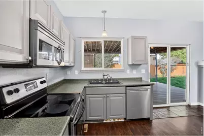 10797 Madison Way, Northglenn, CO 80233 - Photo 3