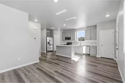 1353 Reynolds St ##11A, Fort Lupton, CO 80621 - Photo 3