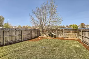 3121 Swan Point Dr, Evans, CO 80620 - Photo 27