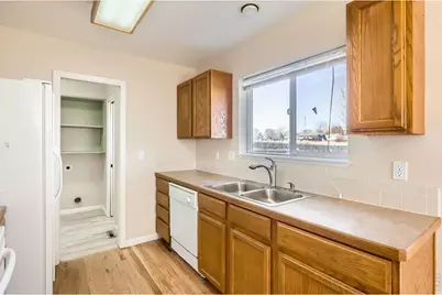 3121 Swan Point Dr, Evans, CO 80620 - Photo 7