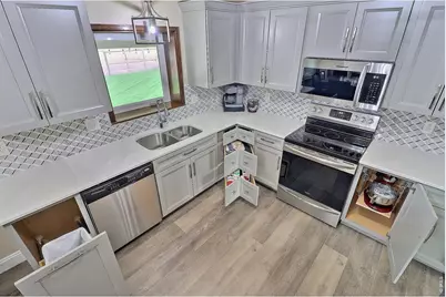 204 River Rd, Platteville, CO 80651 - Photo 11