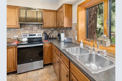 1731 Aspencliff Ct #1, Estes Park, CO 80517 - Photo 17