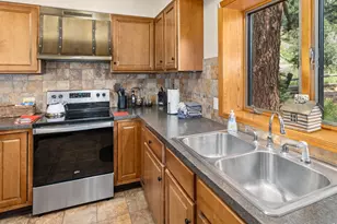 1731 Aspencliff Ct, Estes Park, CO 80517 - Photo 17
