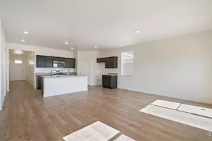 7338 27th St, Greeley, CO 80634 - Photo 3