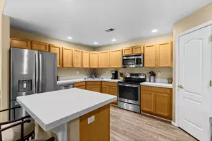 1012 Sonoma Cir, Longmont, CO 80504 - Photo 11