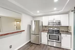 1735 W Burlington Pl, Denver, CO 80221 - Photo 15