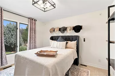 1031 Battsford Cir, Fort Collins, CO 80525 - Photo 17