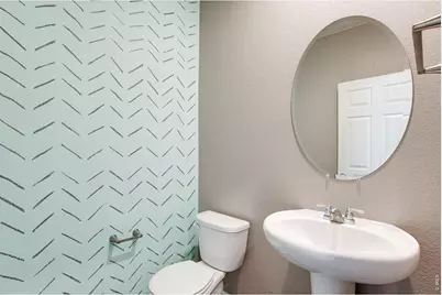 912 Charlton Dr, Windsor, CO 80550 - Photo 21