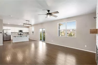 912 Charlton Dr, Windsor, CO 80550 - Photo 9