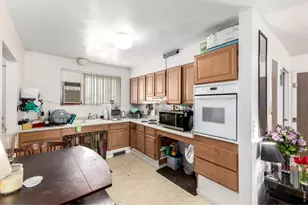 27 Newland Ct, Lakewood, CO 80226 - Photo 9