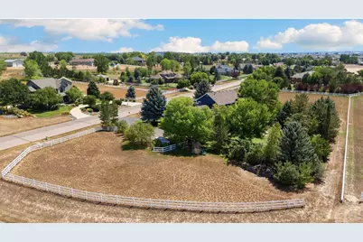 924 Clydesdale Ln, Windsor, CO 80550 - Photo 47