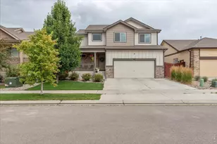 1827 Abundance Dr, Windsor, CO 80550 - Photo 1
