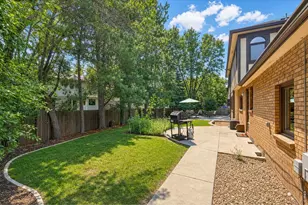 1224 Twin Peaks Cir, Longmont, CO 80503 - Photo 27