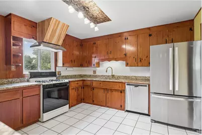 10355 W 13th Pl, Lakewood, CO 80215 - Photo 11