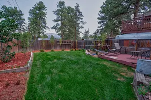 909 Riverside Dr, Estes Park, CO 80517 - Photo 15