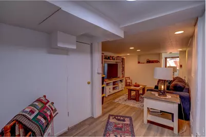 909 Riverside Dr, Estes Park, CO 80517 - Photo 35