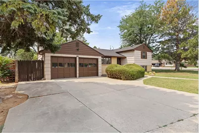 1539 West Shore Dr, Loveland, CO 80538 - Photo 3