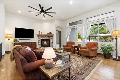 5928 Clarence Dr, Windsor, CO 80550 - Photo 5