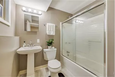 6225 E Mississippi Ave, Denver, CO 80224 - Photo 17