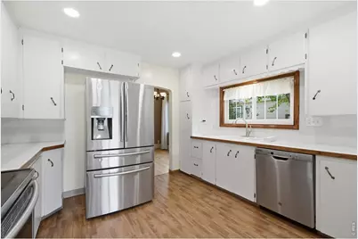 338 W 9th St, Loveland, CO 80537 - Photo 13