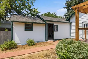 338 W 9th St, Loveland, CO 80537 - Photo 33