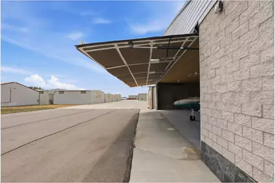 5271 Beechcraft St, Loveland, CO 80538 - Photo 5
