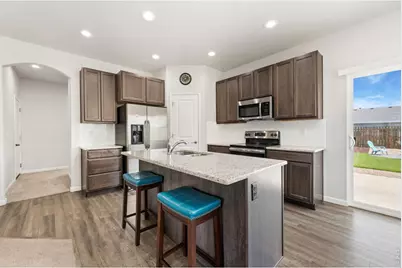 846 S Prairie Dr, Milliken, CO 80543 - Photo 7