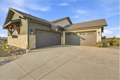 951 Warbling Dr, Windsor, CO 80550 - Photo 3