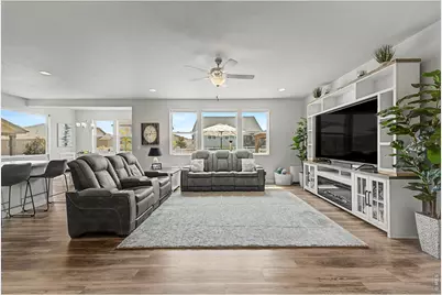 4492 Moose St, Johnstown, CO 80534 - Photo 9