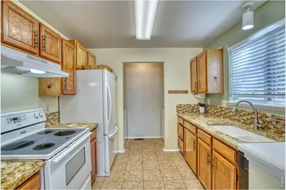 1828 Rice St, Longmont, CO 80501 - Photo 9