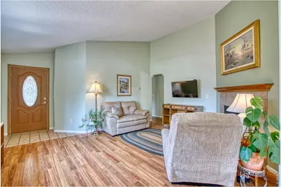 1828 Rice St, Longmont, CO 80501 - Photo 3