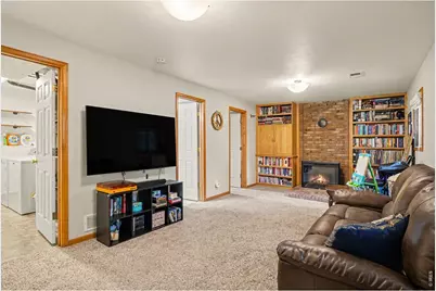 3919 Logan Dr, Loveland, CO 80538 - Photo 19
