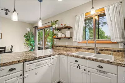 3919 Logan Dr, Loveland, CO 80538 - Photo 7