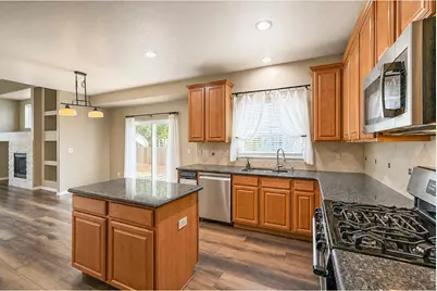 1527 Prairie Song Pl, Longmont, CO 80504 - Photo 21