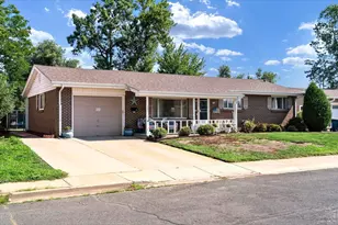 701 Lois Dr, Louisville, CO 80027 - Photo 1
