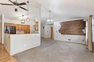 705 Country Acres Dr, Johnstown, CO 80534 - Photo 7