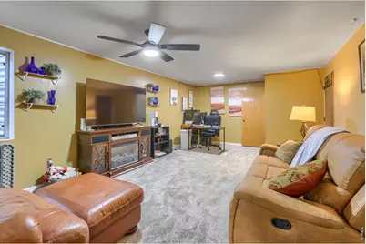 705 Country Acres Dr, Johnstown, CO 80534 - Photo 15