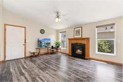 4385 Espirit Dr, Fort Collins, CO 80524 - Photo 9