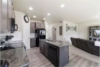 928 S Depot Dr, Milliken, CO 80543 - Photo 13