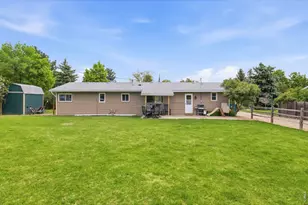 3909 Goodell Ln, Fort Collins, CO 80526 - Photo 25