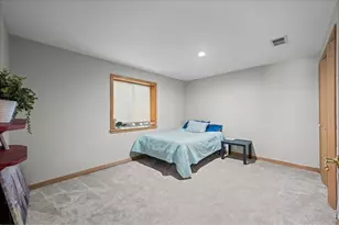 2431 Maplewood Cir E, Longmont, CO 80503 - Photo 23